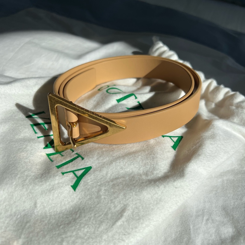 Bottega Veneta Triangle Buckle Leather Belt